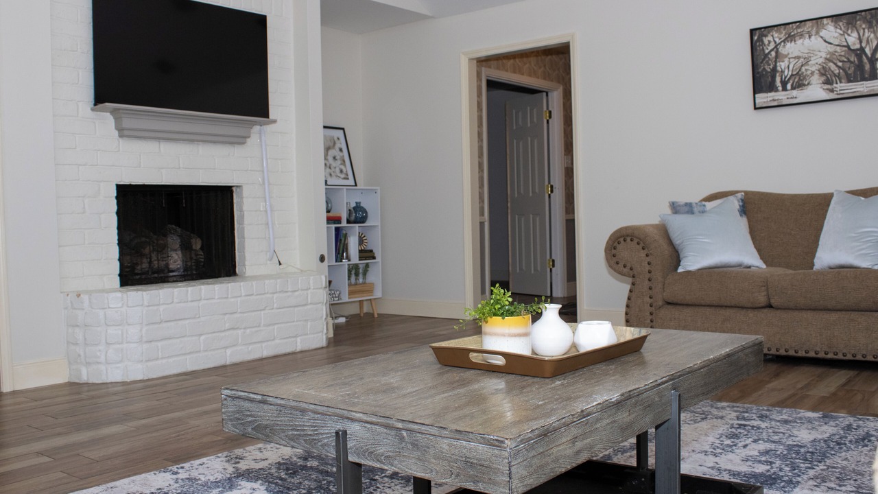 Photo of Livingroom in Meadows Place
