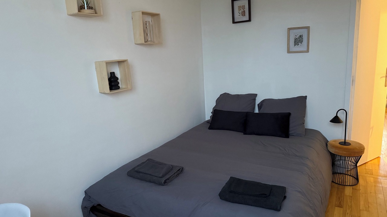 Photo of Bedroom in Francisco-Ferrer - Vern