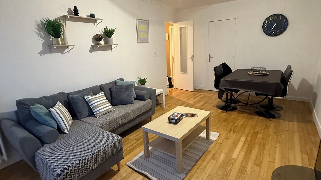 Photo of Livingroom in Francisco-Ferrer - Vern