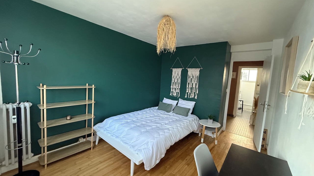 Photo of Bedroom in Francisco-Ferrer - Vern