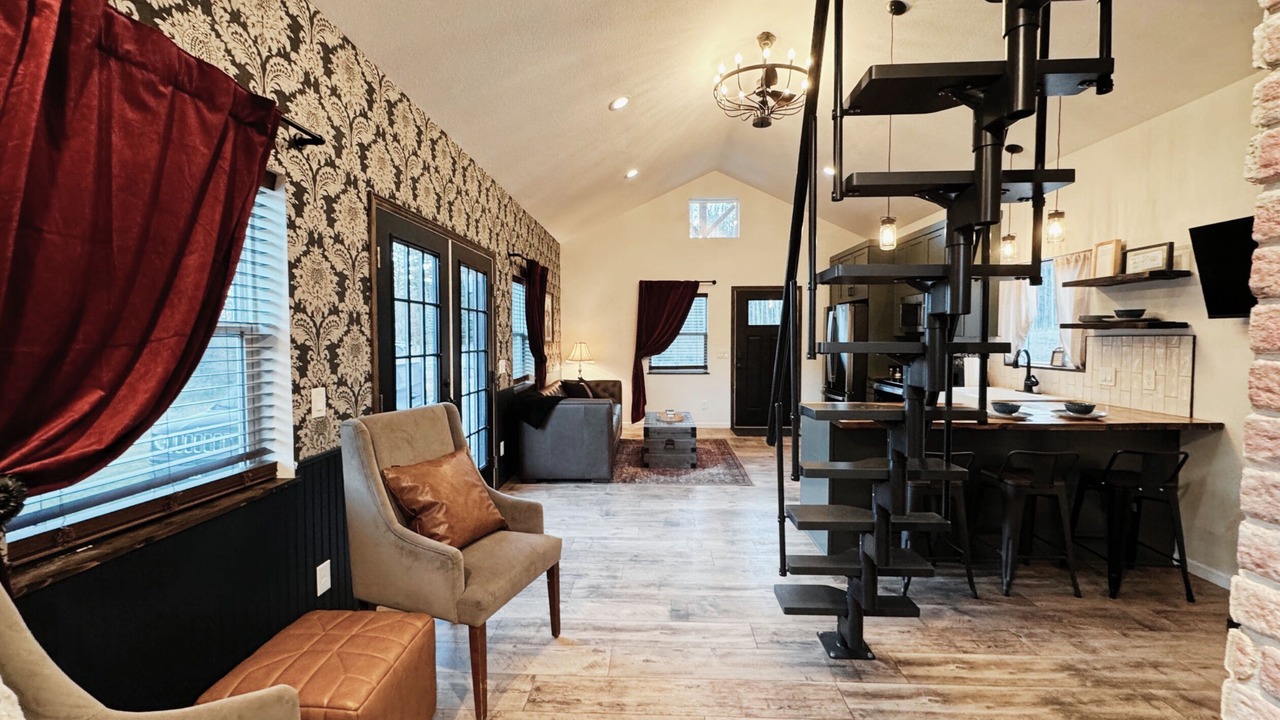 Photo of Livingroom in Lake George