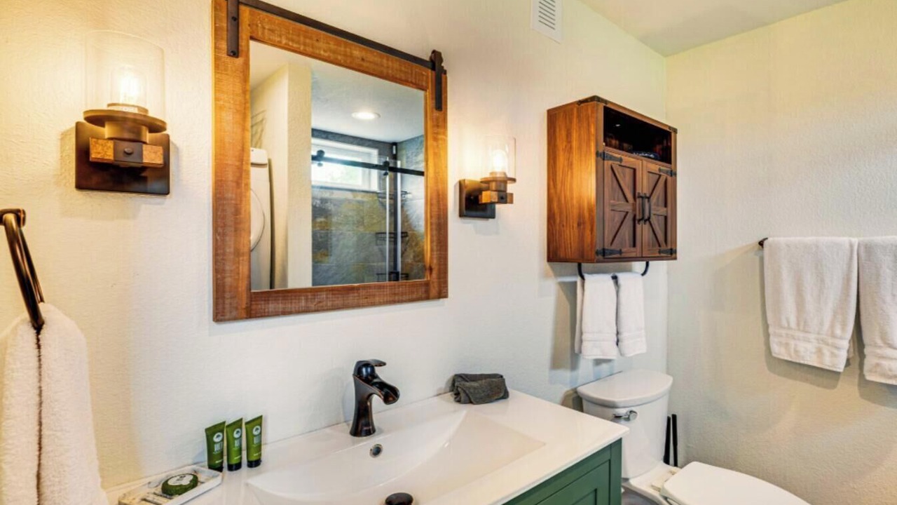 Photo of Bathroom in Lake George