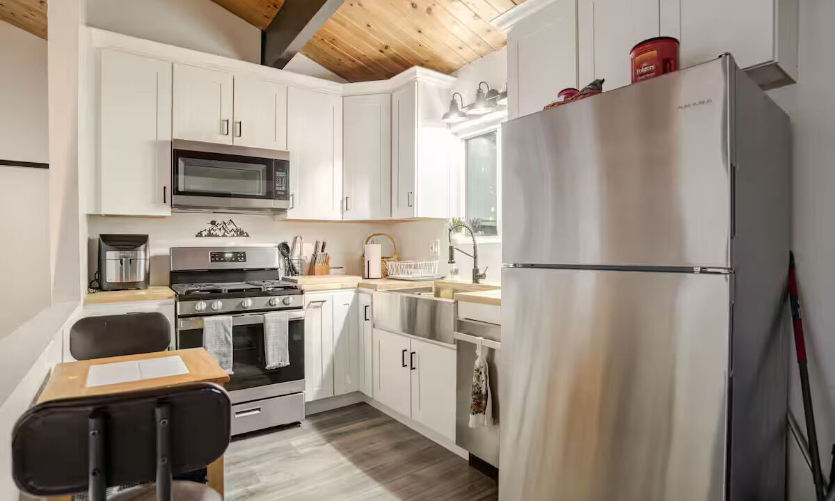 Photo of Kitchen in Arrowbear Lake