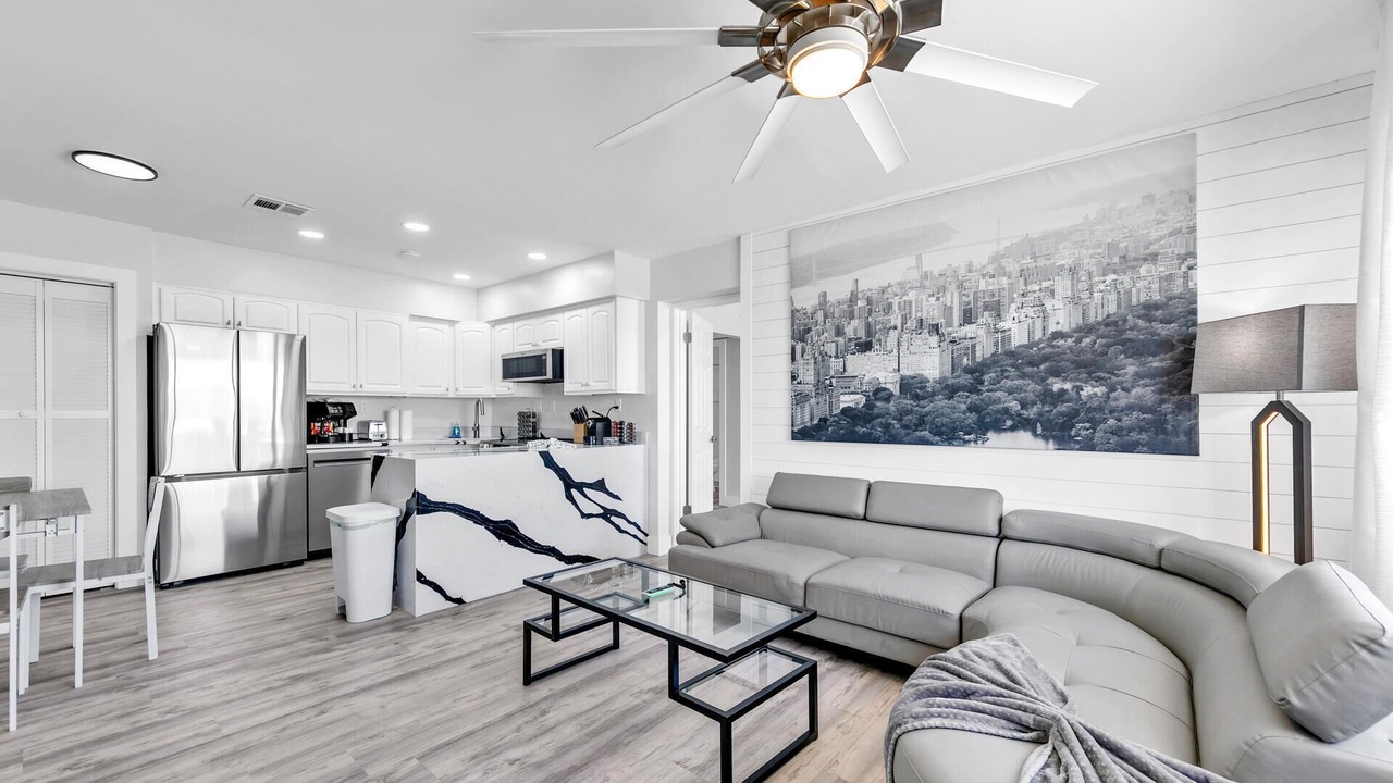 Photo of Livingroom in Crystal Beach