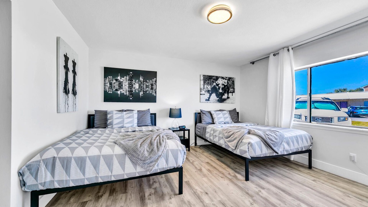 Photo of Bedroom in Crystal Beach