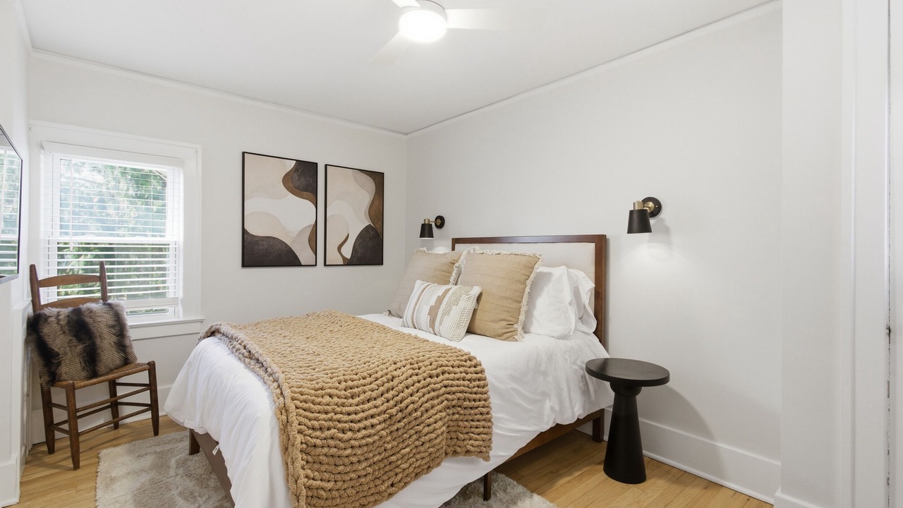 Photo of Bedroom in Ferndale