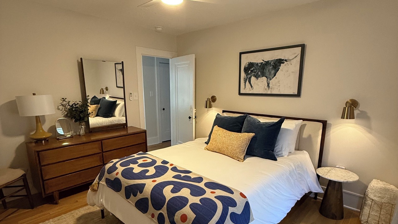 Photo of Bedroom in Ferndale