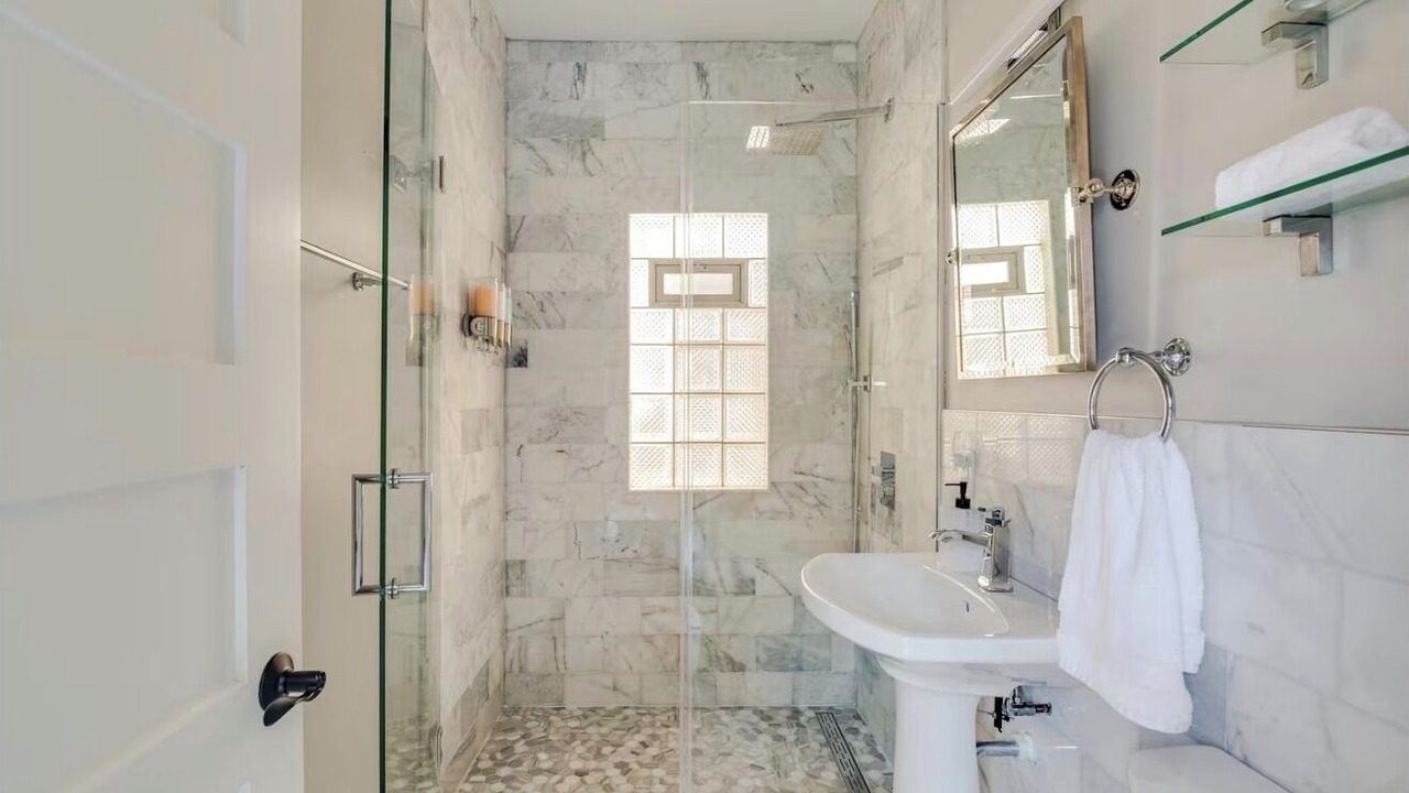 Photo of Bathroom in Fifth Ward