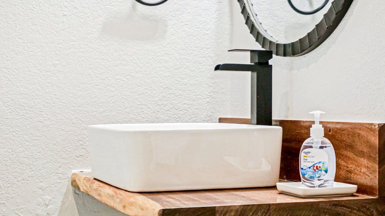 Photo of Bathroom in Central Oklahoma City