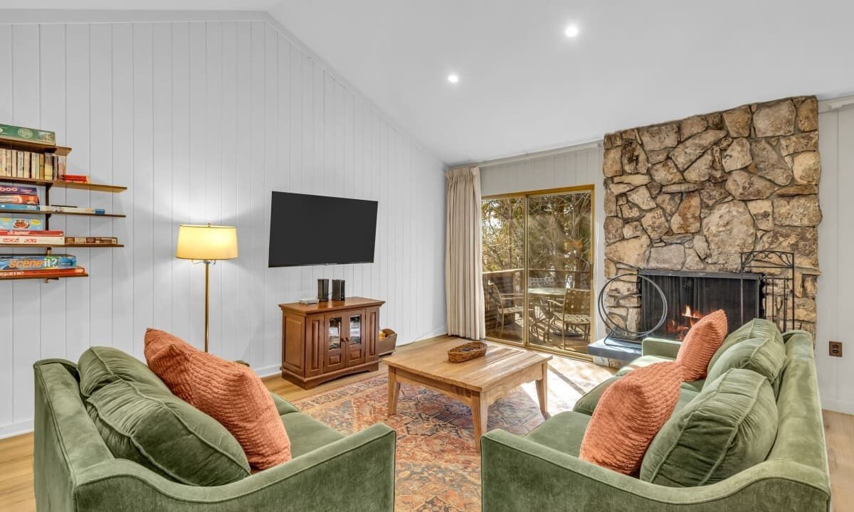Photo of Livingroom in Brockway