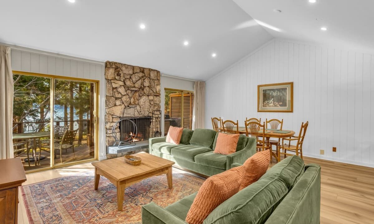 Photo of Livingroom in Brockway