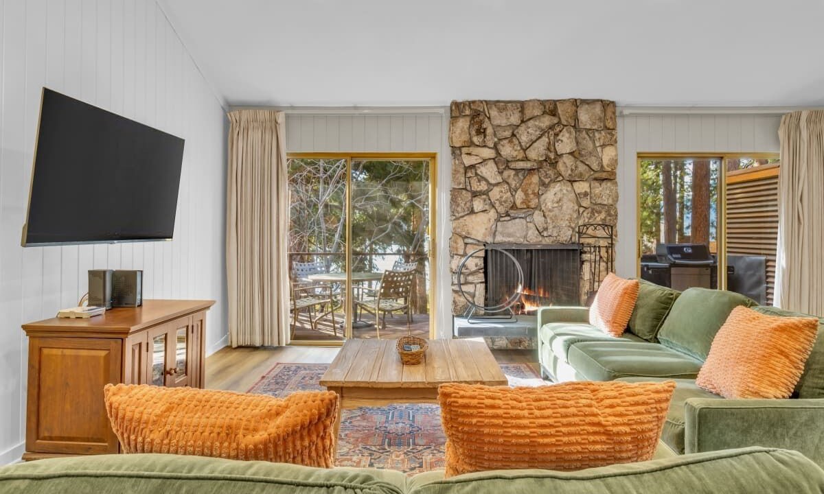 Photo of Livingroom in Brockway