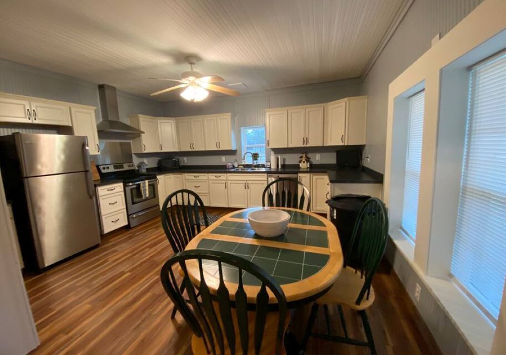 Photo of Kitchen in Alvarado