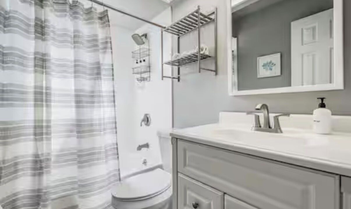 Photo of Bathroom in Oldsmar