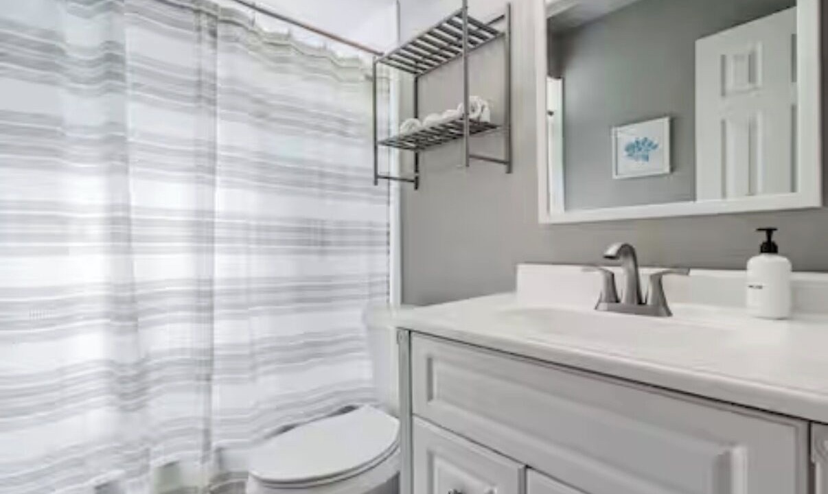 Photo of Bathroom in Oldsmar