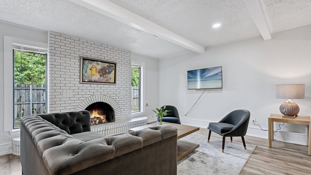 Photo of Livingroom in Central Oklahoma City