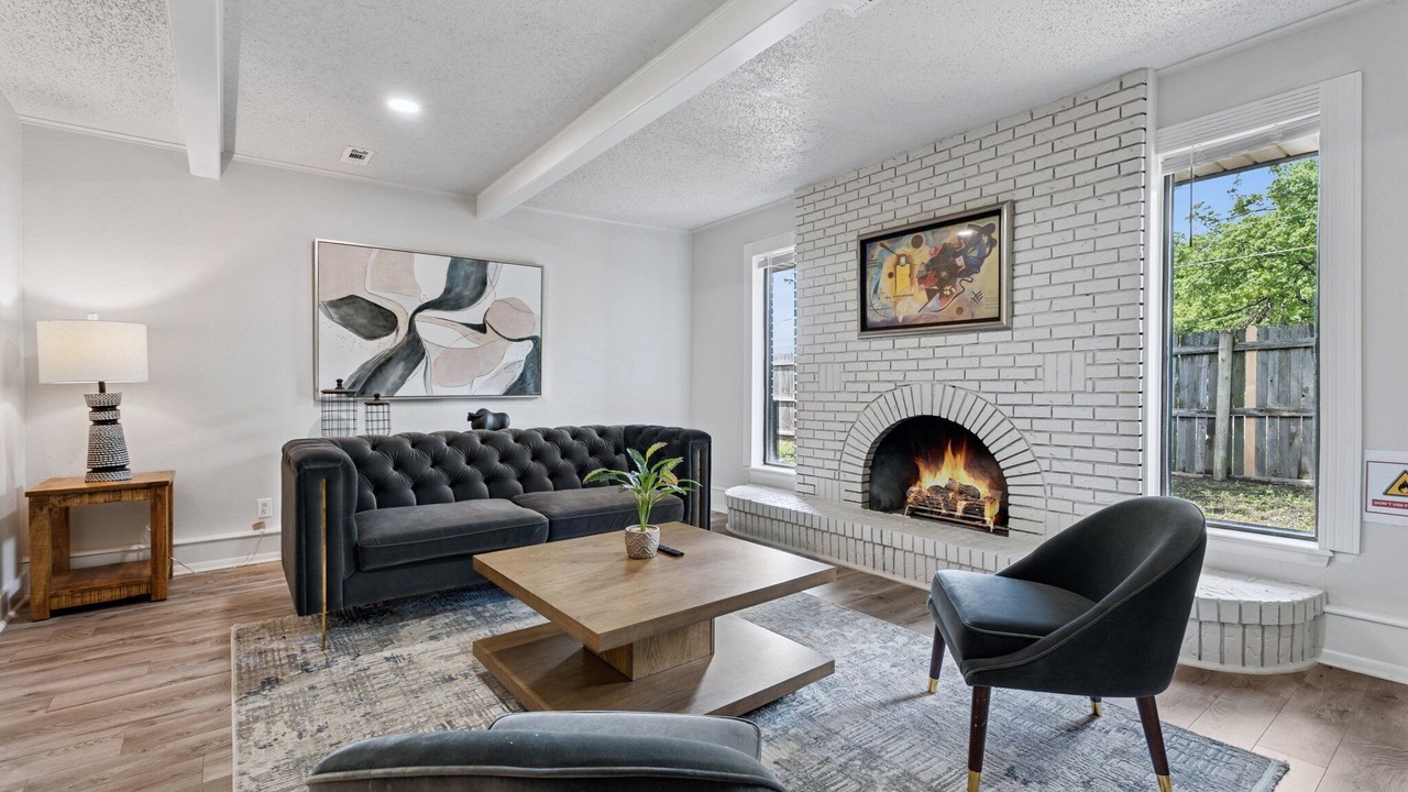 Photo of Livingroom in Central Oklahoma City