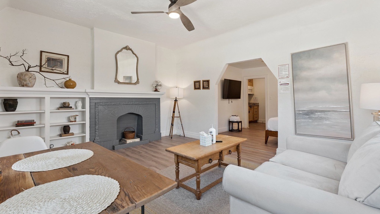 Photo of Livingroom in Central Oklahoma City