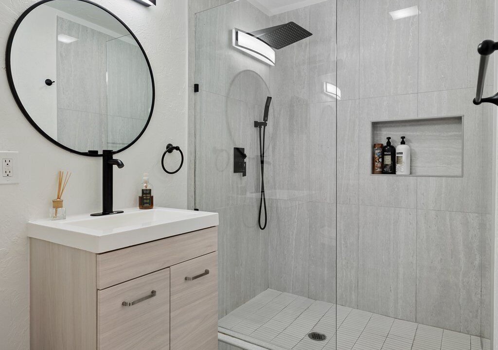 Photo of Bathroom in Central Oklahoma City