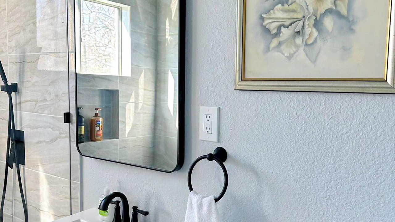 Photo of Bathroom in Central Oklahoma City