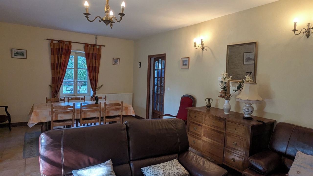 Photo of Livingroom in Moult-Chicheboville