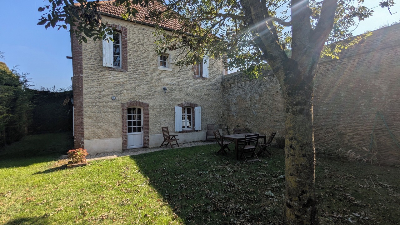 Photo of Outdoor in Moult-Chicheboville