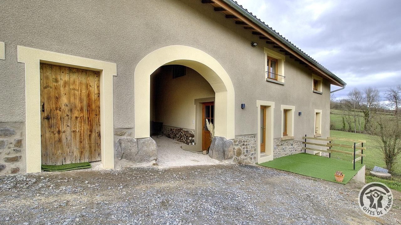 Photo of Outdoor in Meys