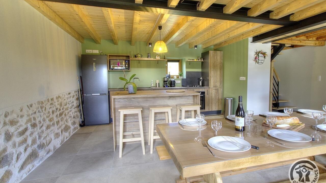 Photo of Others in Meys