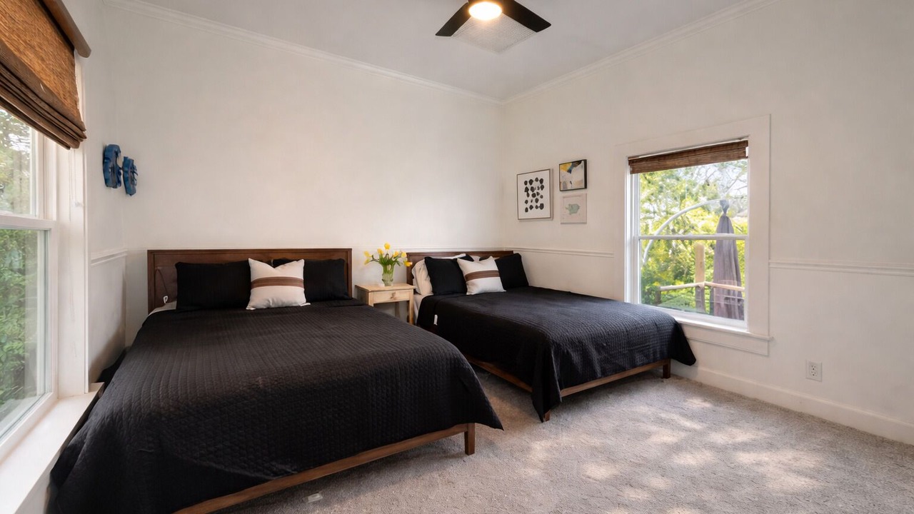 Photo of Bedroom in Tobin Hill