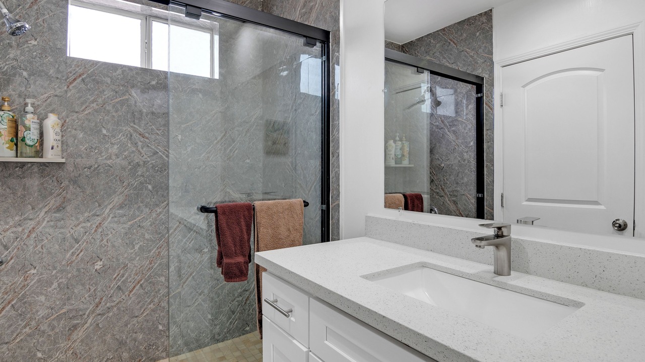 Photo of Bathroom in Alhambra