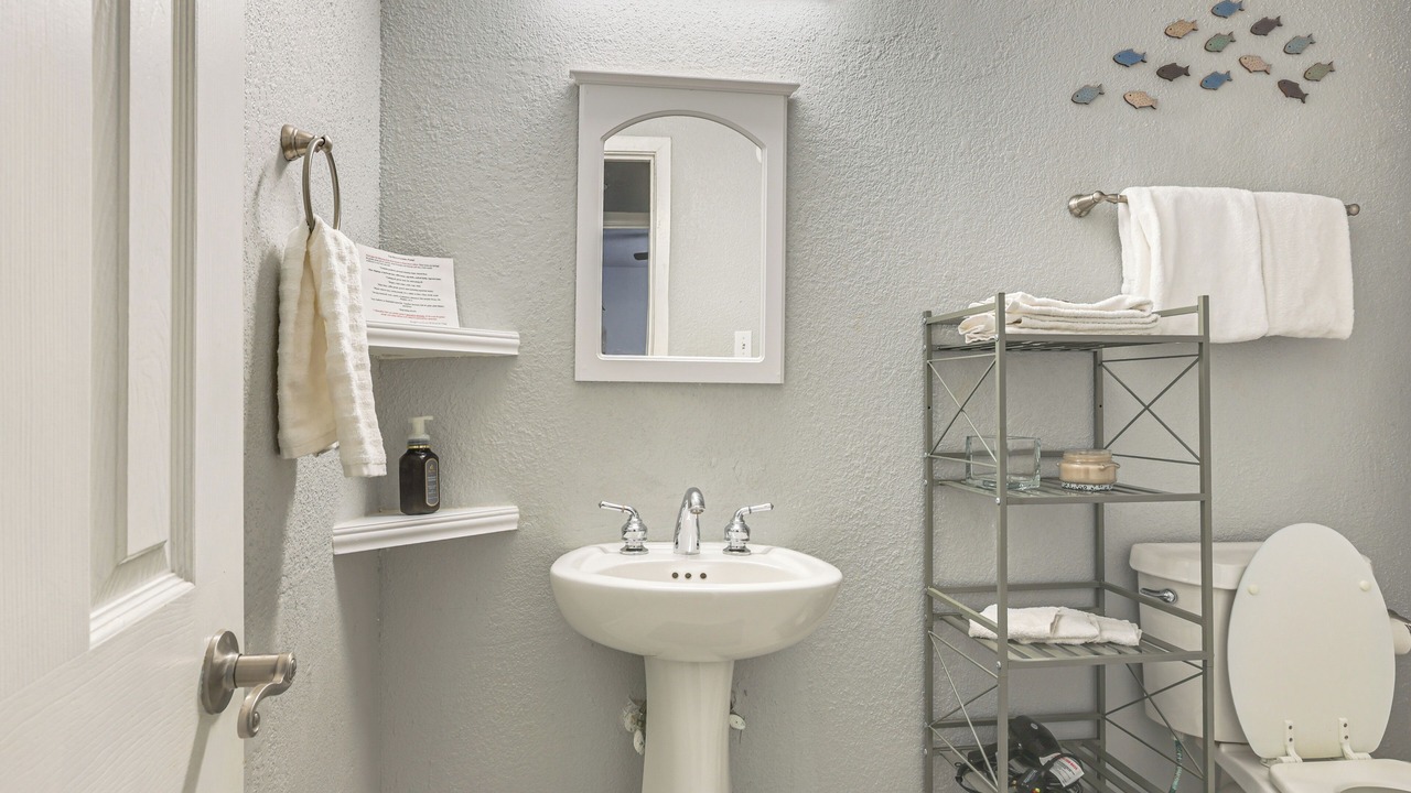 Photo of Bathroom in Point Venture