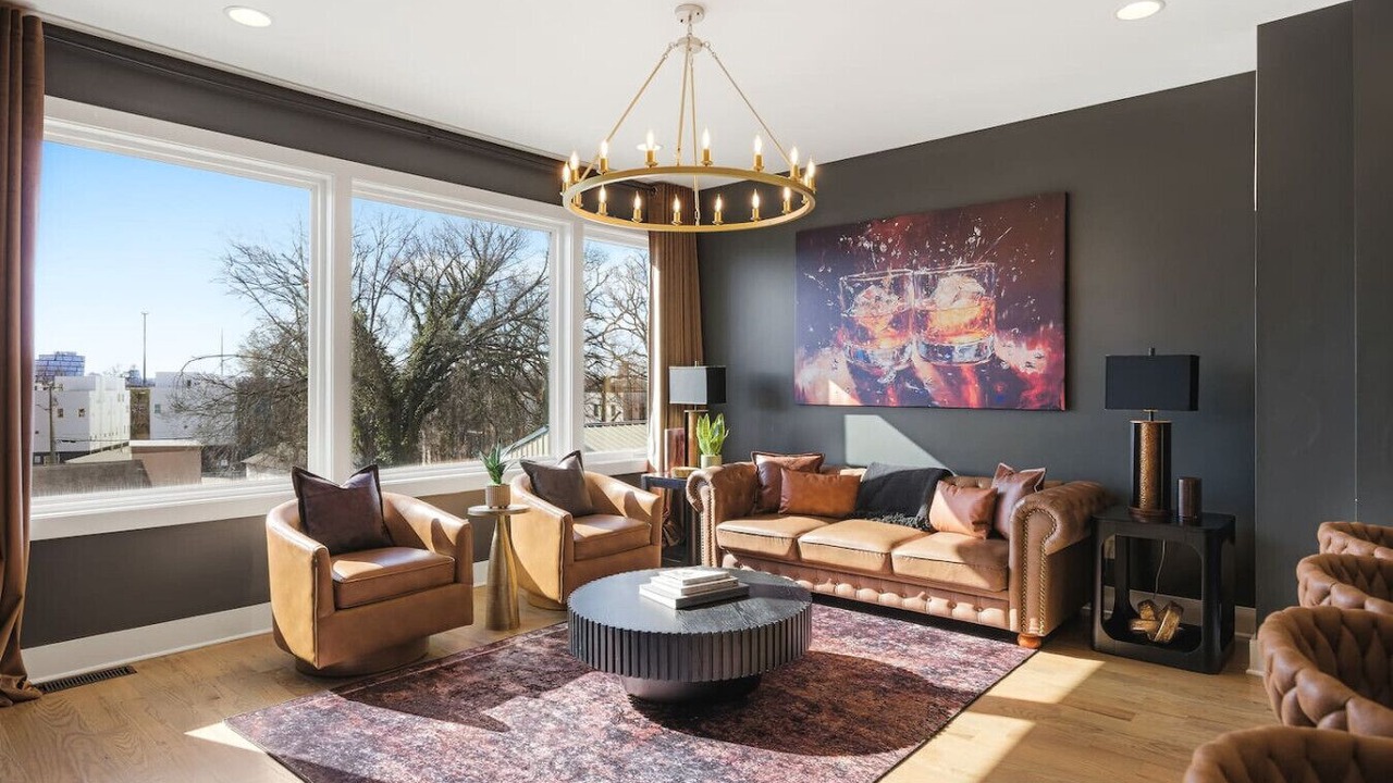 Photo of Livingroom in Katie Hill Neighborhood