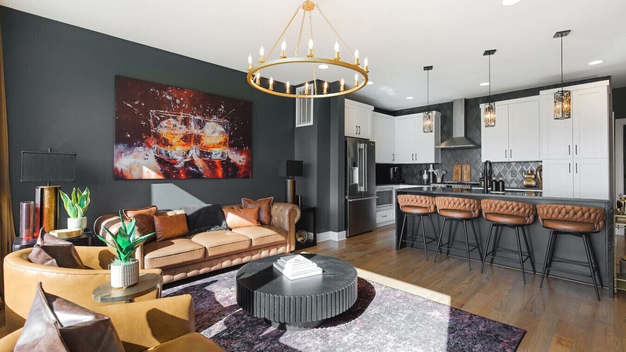 Photo of Livingroom in Katie Hill Neighborhood
