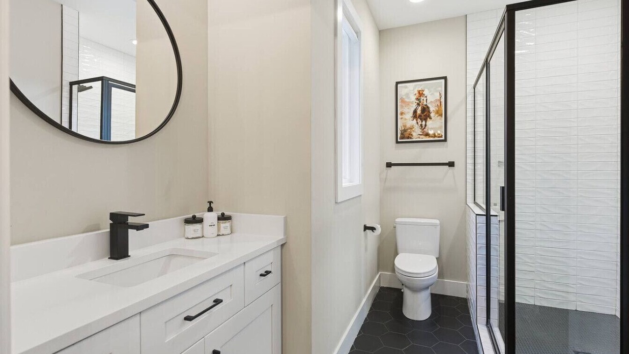 Photo of Bathroom in Katie Hill Neighborhood
