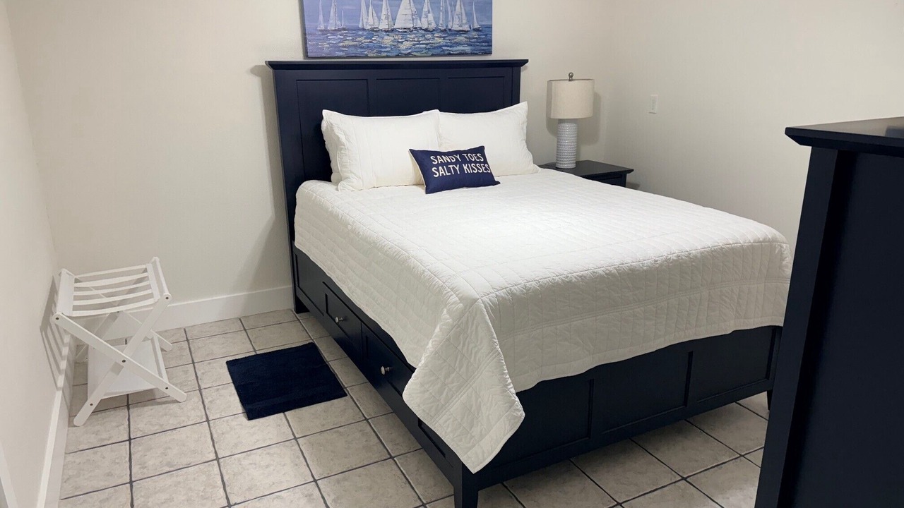 Photo of Bedroom in Englewood South