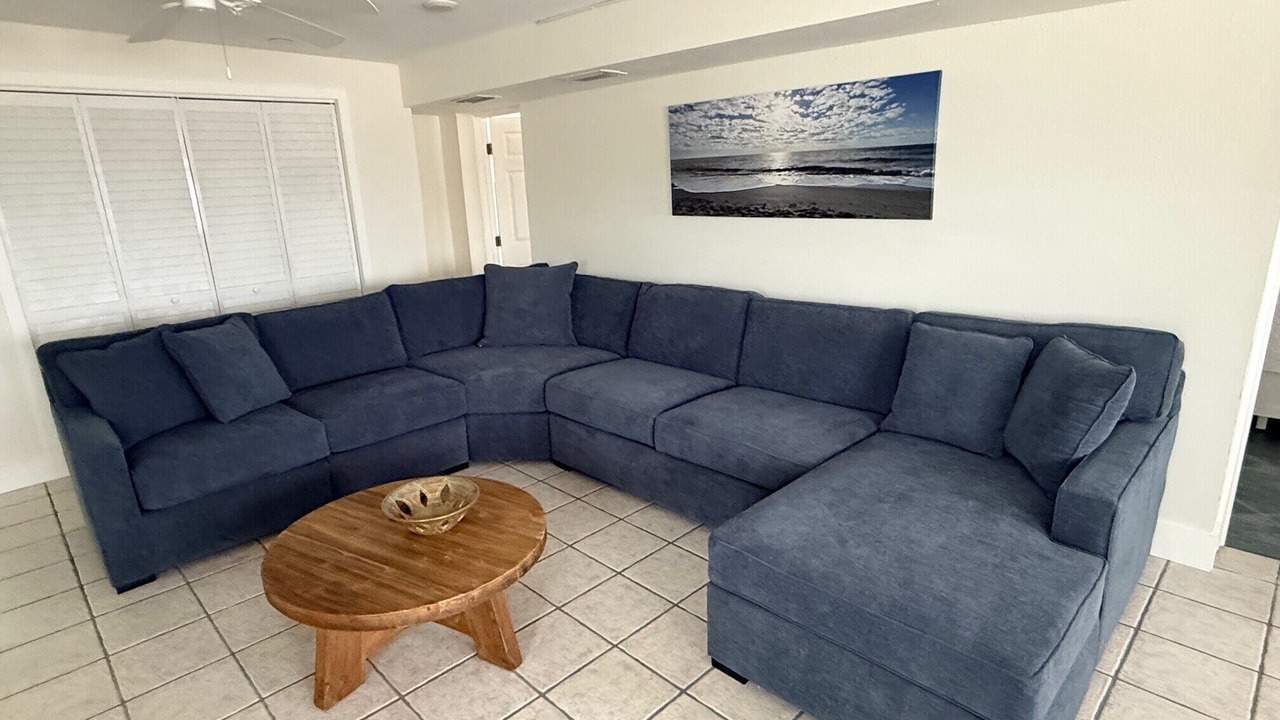 Photo of Livingroom in Englewood South