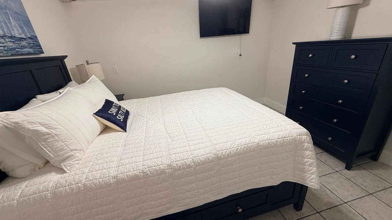 Photo of Bedroom in Englewood South