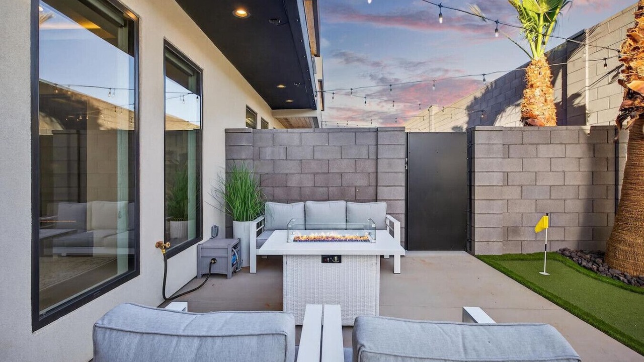 Photo of Patio Balcony in Hurricane