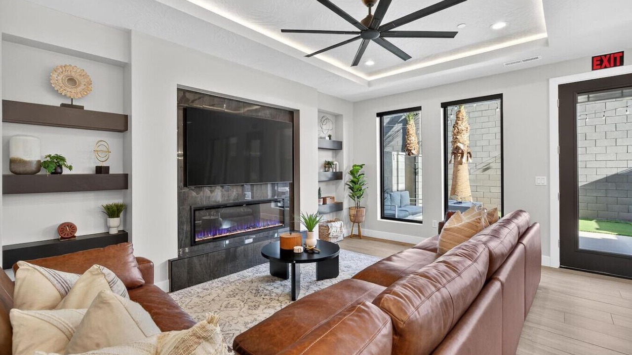 Photo of Livingroom in Hurricane
