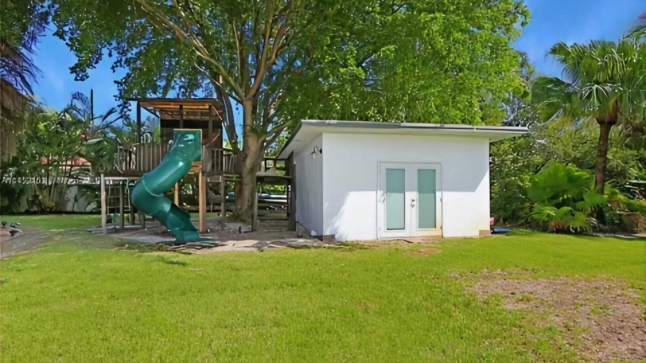 Photo of Outdoor in Ludlam