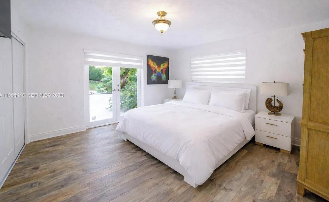 Photo of Bedroom in Ludlam