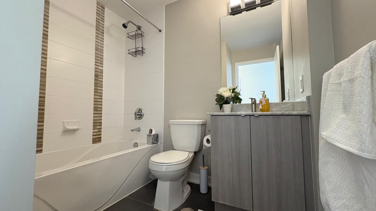 Photo of Bathroom in Downtown Mississauga