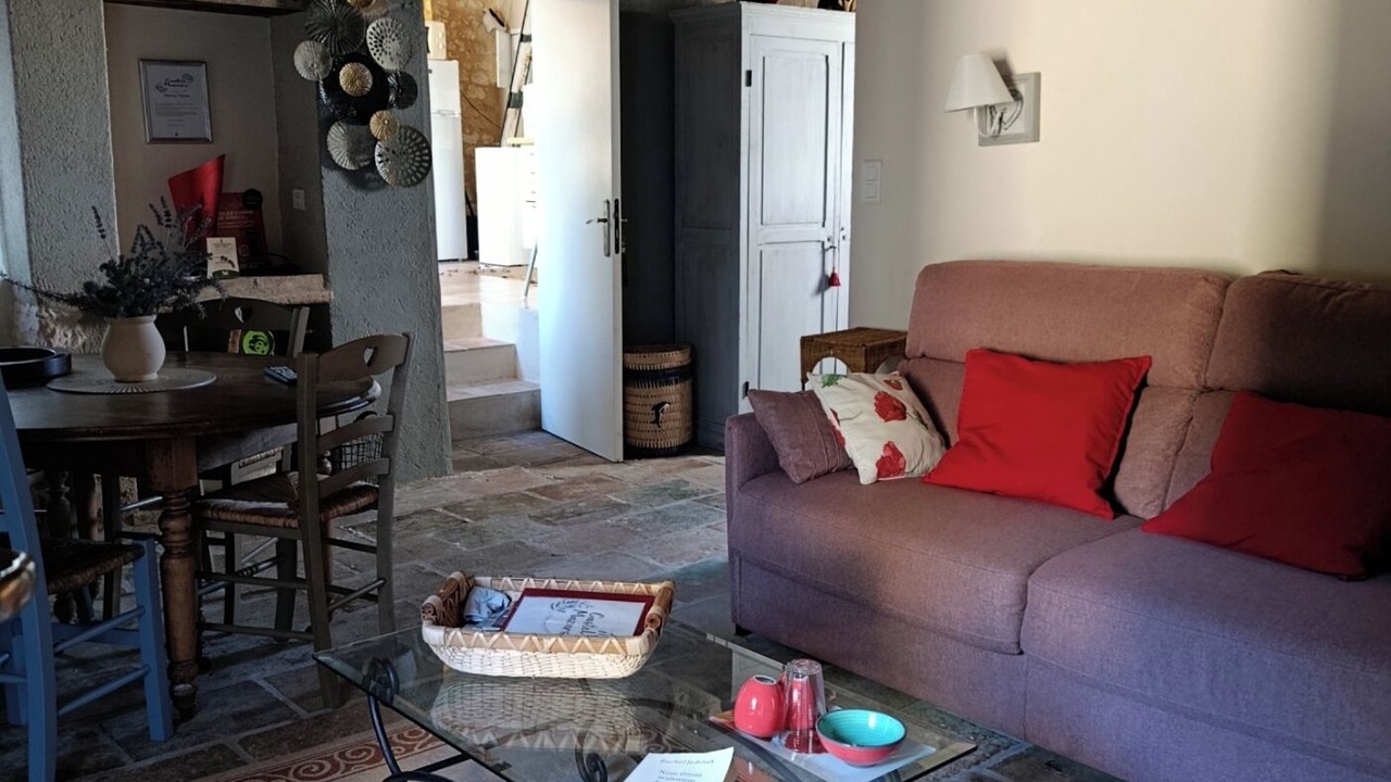 Photo of Livingroom in Castelnau-de-Montmiral