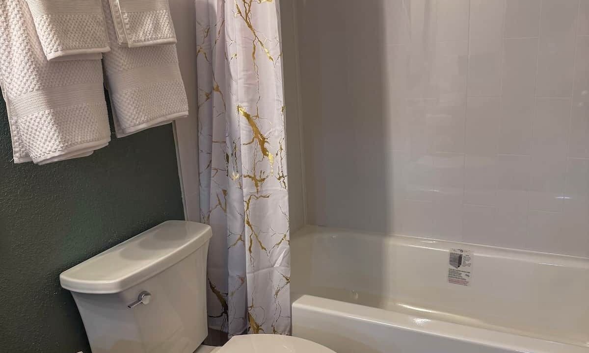 Photo of Bathroom in Damon