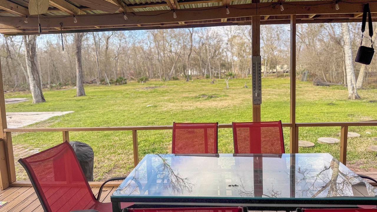 Photo of Outdoor in Damon