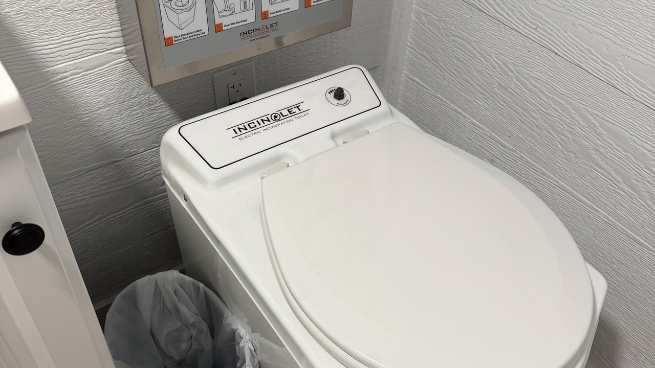 Photo of Bathroom in Underwood