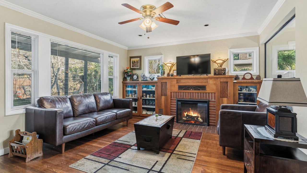 Photo of Livingroom in Fair Oaks