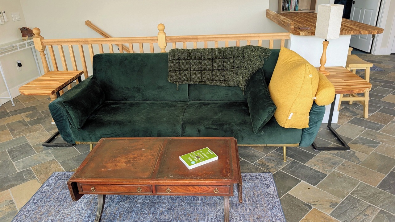 Photo of Livingroom in Aurora