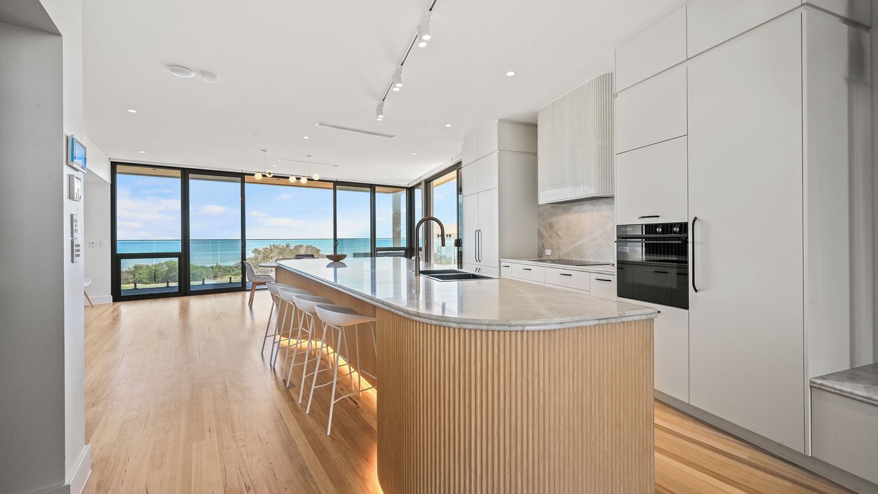 Photo of Kitchen in West Lakes Shore