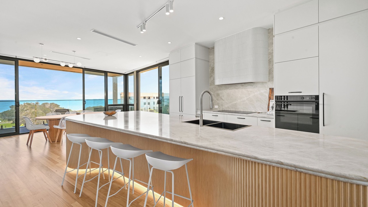 Photo of Kitchen in West Lakes Shore